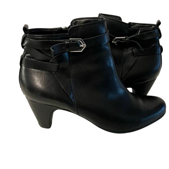 Sam Edelman Women's Maddox Black Strap Leather Booties Close Toe Size 6.5 - Picture 1 of 11